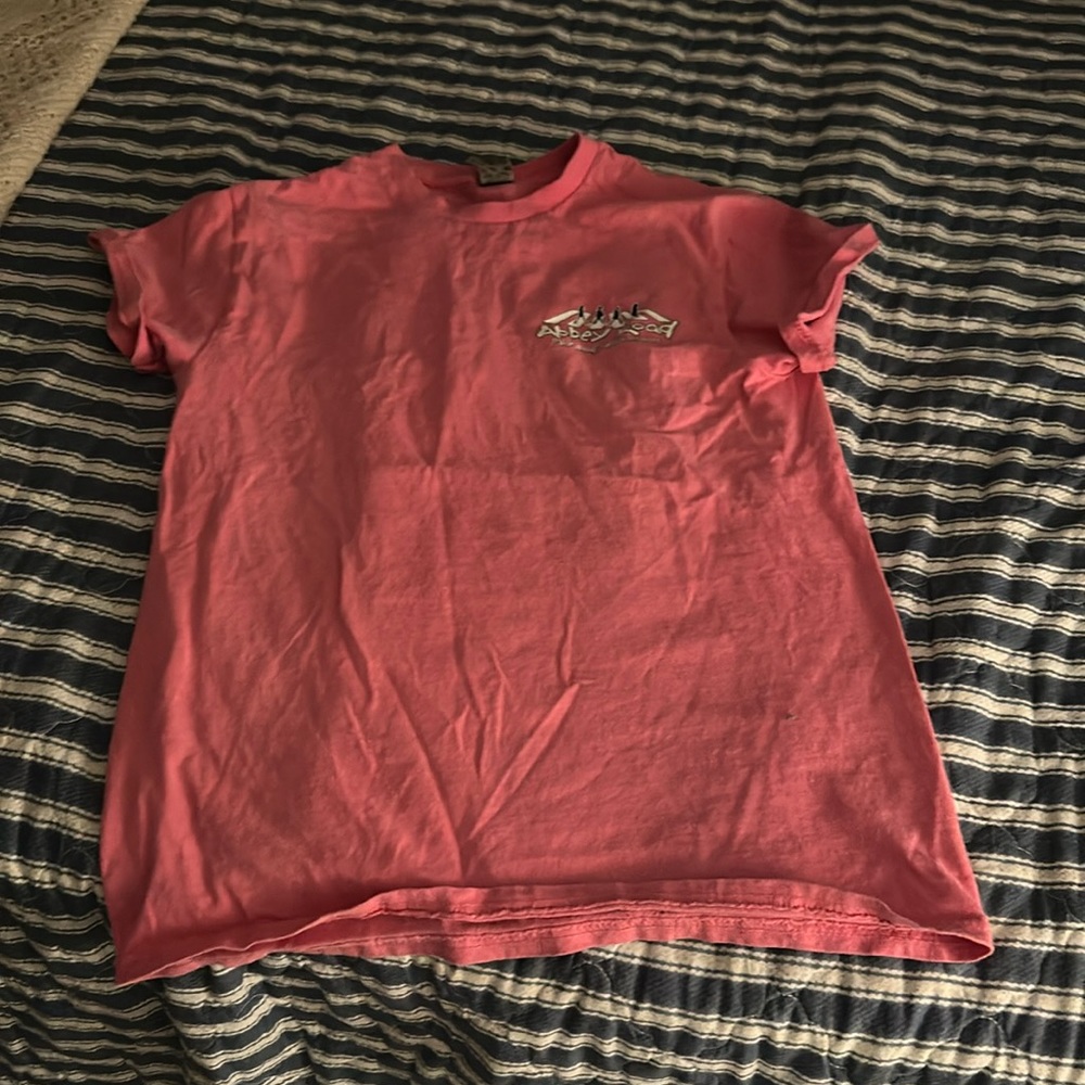 women’s shirt pink